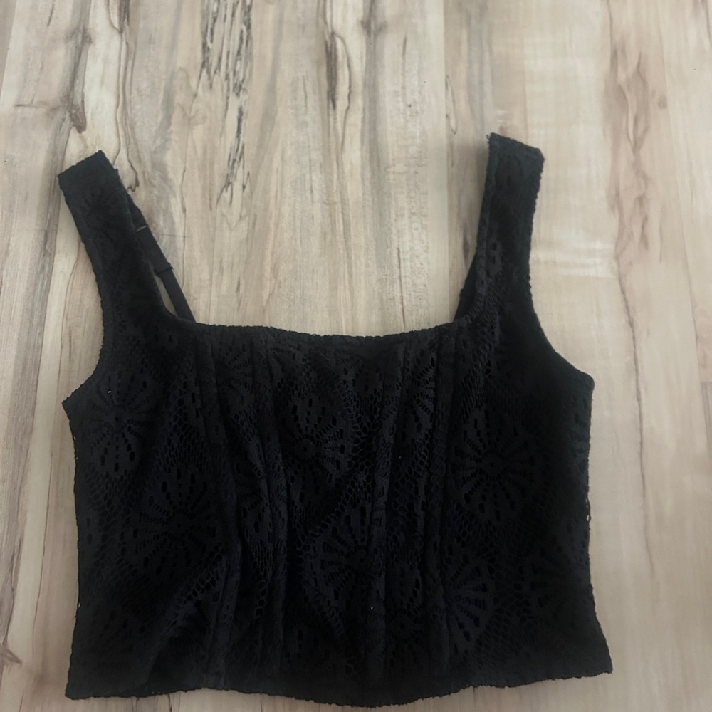 American Eagle Outfitters Black Fitted Crop Tank Top